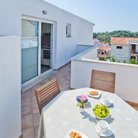 Hvar 8 Min To The Apartman