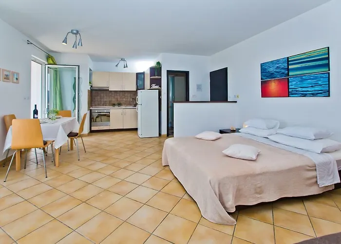 Apartamento Hvar 8 Min To The