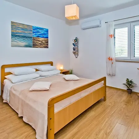 Hvar 8 Min To The * Hvar Town